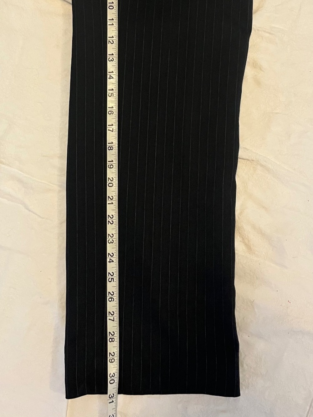 Tahari ASL Black Pinstripe Pantsuit 2 Button Blazer Flat Front Pants 6 MINT $278 - Picture 15 of 15